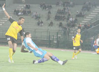 Ligue 1/ 7e journée : l'équipe confirme son leadership                                    L'USMH : petit budget, grandes ambitions