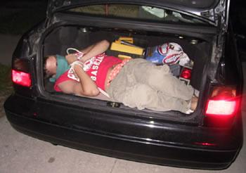 C'est le 71e kidnapping à Tizi Ouzou                                    MARCHE ET GRÈVE APRÈS L'ENLÈVEMENT DU FILS D'UN ENTREPRENEUR