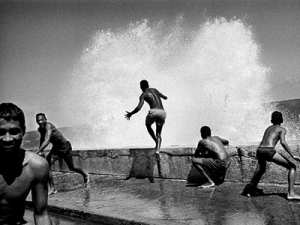 RÉSIDENCE DE CRÉATION À DAR ABDELLATIF Yahia Belaskri et le photographe Francesco Gattoni à Alger