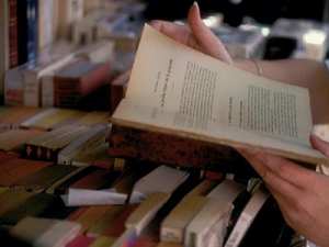 Les bouquinistes de Paris : Libraires à ciel ouvert ambassadeurs de la culture