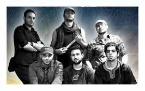 فرقتا فريكلاين و ديموكراتوز ينشطان حفلا بالجزائر