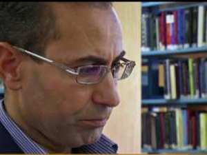 للكاتب الأردني هزاع البراري النص المسرحي زمن اليباب يفوز بالجائزة الأولى