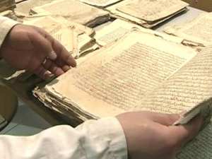 في اليوم العالمي للمكتبات وزير الثقافة يؤكد: نحو رقمنة المكتبة والحفاظ على المخطوطات