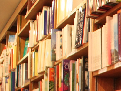 Inauguration d'une nouvelle librairie à Alger En présence des ministres de la Culture et de l'Education nationale