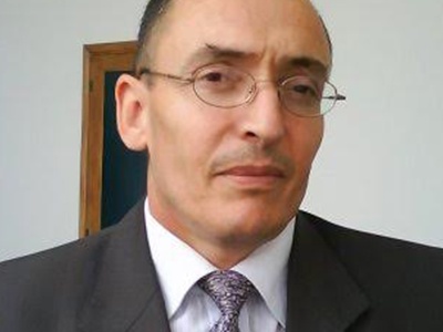 عاشور فني وسليمان جوادي يطلقان بيت الشعر في الجزائر الفكرة بدأت في طونطونفيل وانتهت على فايس بوك