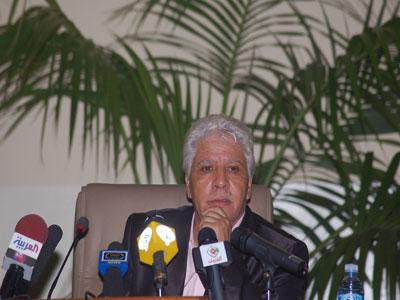 «La Cnsel ouvre droit aux mêmes indemnités versées aux magistrats»                                    Seddiki évoque un comportement «discriminatoire» de l'autorité publique