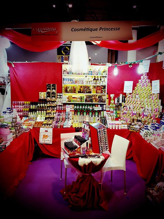 معرض تبسة في الخيمة العملاقة