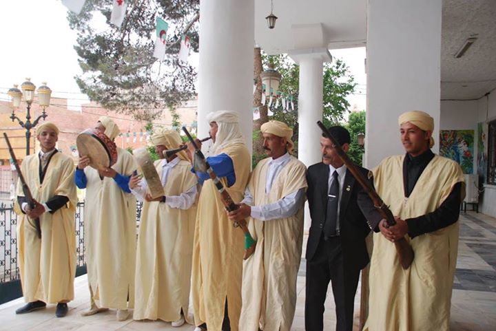 ﺧﻴﻤﺔ ﺍﻟﺸﻌﺮ ﺍﻟﺸﻌﺒﻲ ﻓﻲ ﻃﺒﻌﺘﻬﺎ ﺍﻟﺜﺎﻧﻴﺔ ﻋﺸﺮﺓ