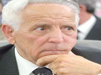 incident lors d'un meeting des anciens de la fédération de France à nîmes                                    France : l'extrême droite chahute Ali Haroun