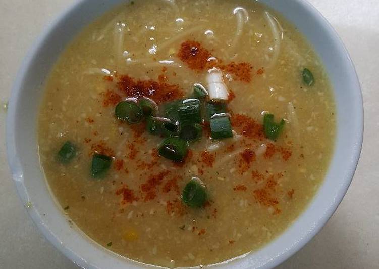 شوربة الذره بالدجاج