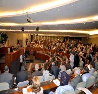 Les députés soulignent la nécessité de former les jeunes entrepreneurs