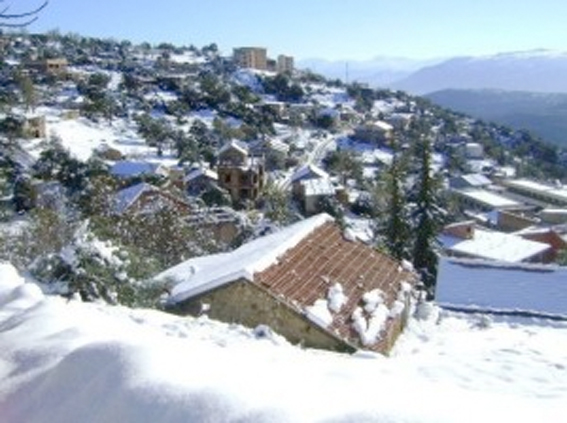Un village sans électricité                                    Tizi-Ouzou, Ait Ouihlane