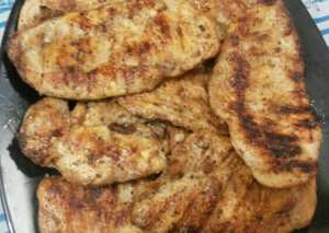 صدور دجاج مشوية على الجريل