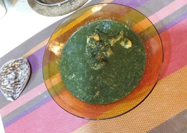 ملوخية ناشفه بصدور الدجاج سريعه و سهله