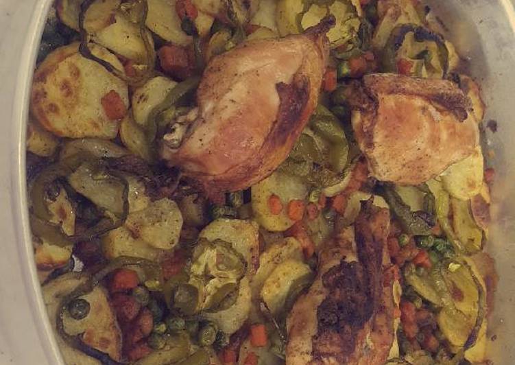 صينية دجاج بالخضار لذيذة وسريعة التحضير