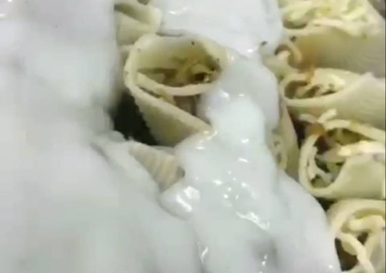 باستا الاصداف بحشوة الدجاج