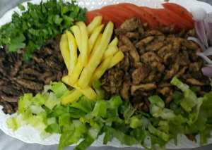 شاورما الدجاج واللحم 🍗🍖🍅