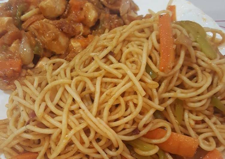 مكرونة صيني مع الدجاج