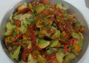 دجاج بالخضار