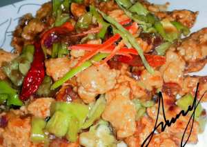 دجاج مقلي حار مع الثوم