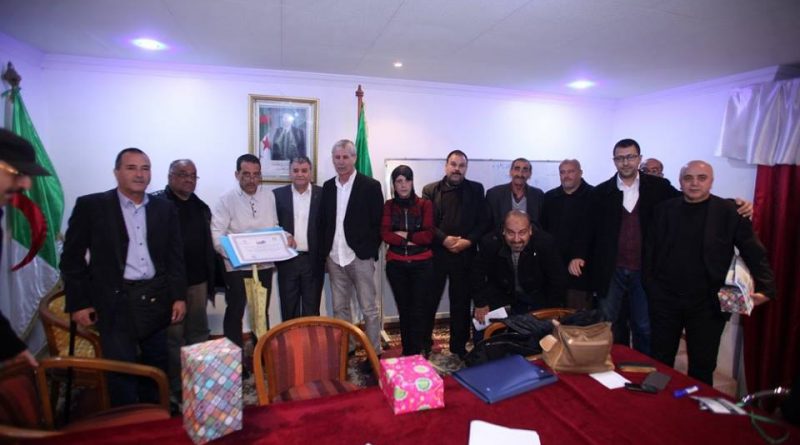 TLEMCEN : Comment traiter un sujet journalistique au gré des supports médiatiques différents