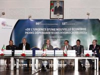 Pour une sortie urgente de la dépendance à la rente                                    Symposium sur l'économie algérienne