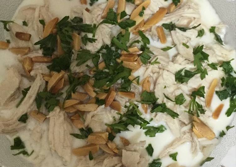 فتة فراخ دجاج