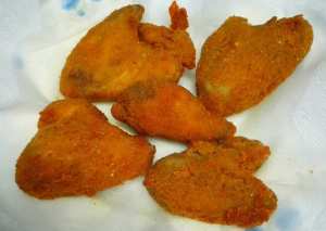 أجنحة دجاج مقلية