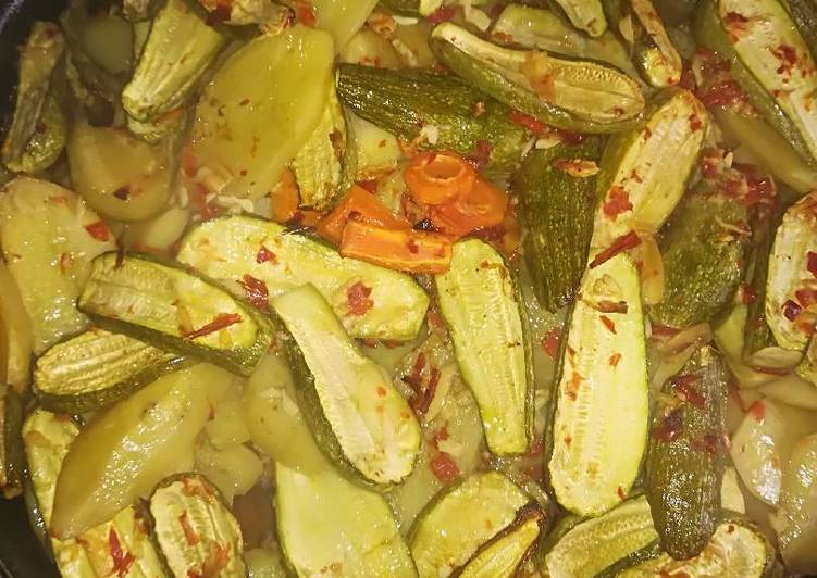 دجاج بالخضروات