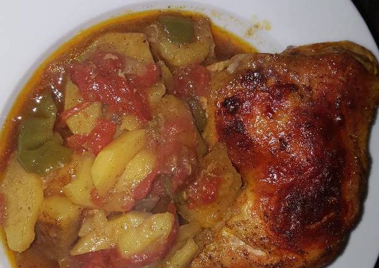 صينيه دجاج وبطاطا وبندوره