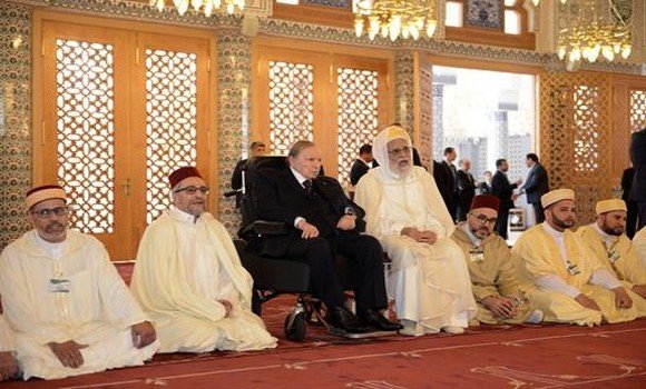 Le Président Bouteflika inaugure la Zaouïa Belkaidia