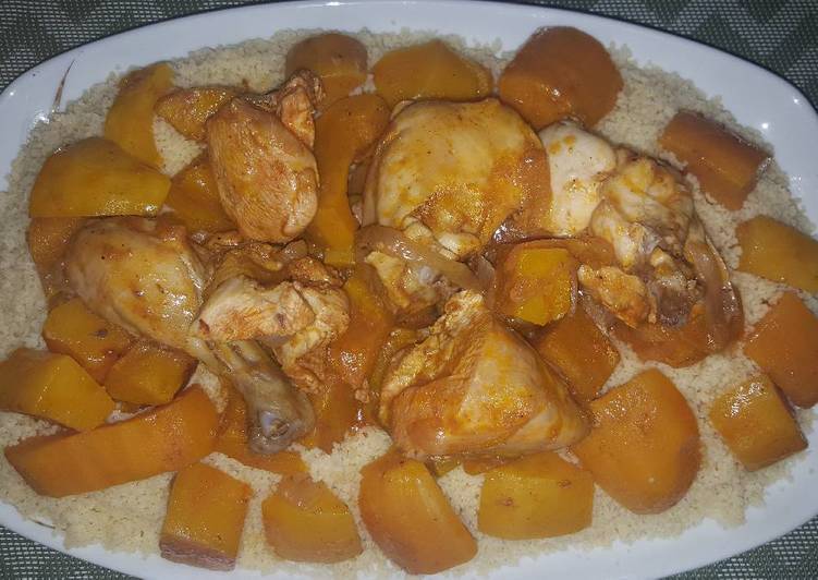 كسكسو بالدجاج والدباء