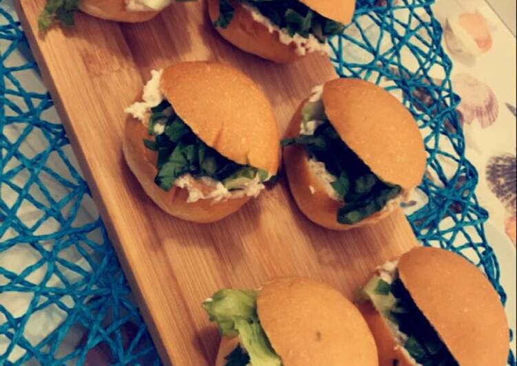 ساندويش جاج ومايونيز