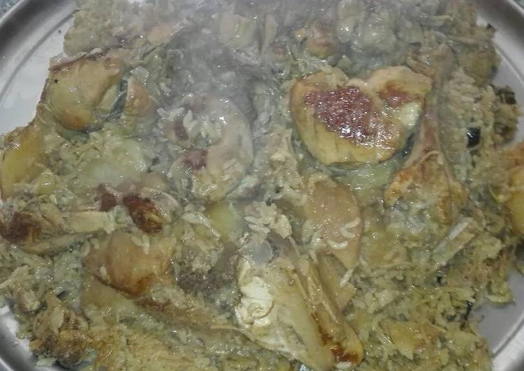 مقلوبة الدجاج