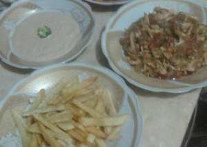 شاورما ببواقي الفراخ