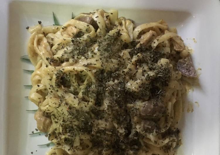 فيتوتشيني الفريدوه بالفراخ هخخخخفيفة