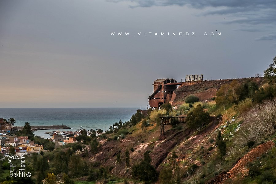 BENI SAF: Un quartier misérable abandonné
