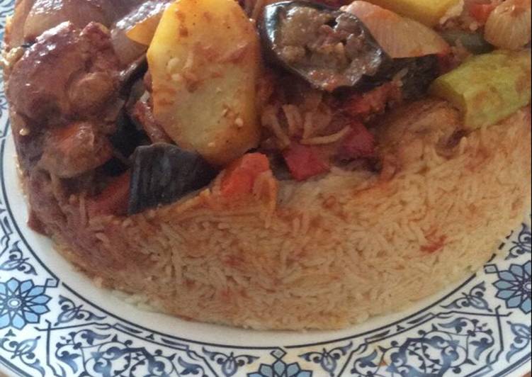 مقلوبه دجاج بالخضار 🥔🍆🍗🍅🥕