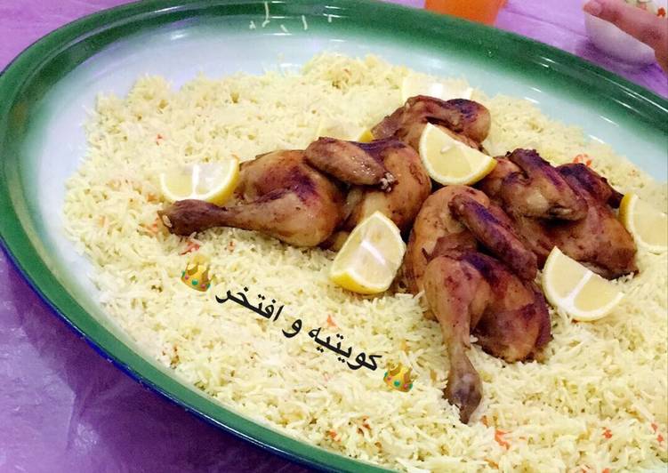 دجاج بخاري مع عيش الجزر