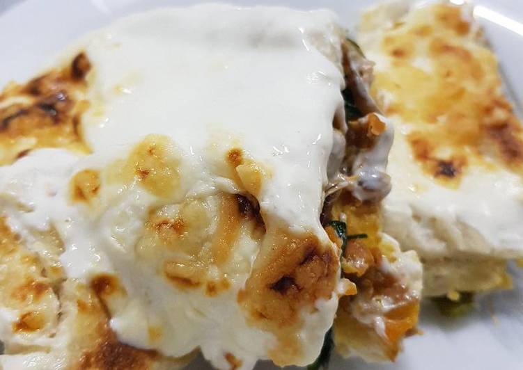 صينية التوست بالدجاج