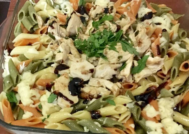 مكرونه ألوان بالدجاج