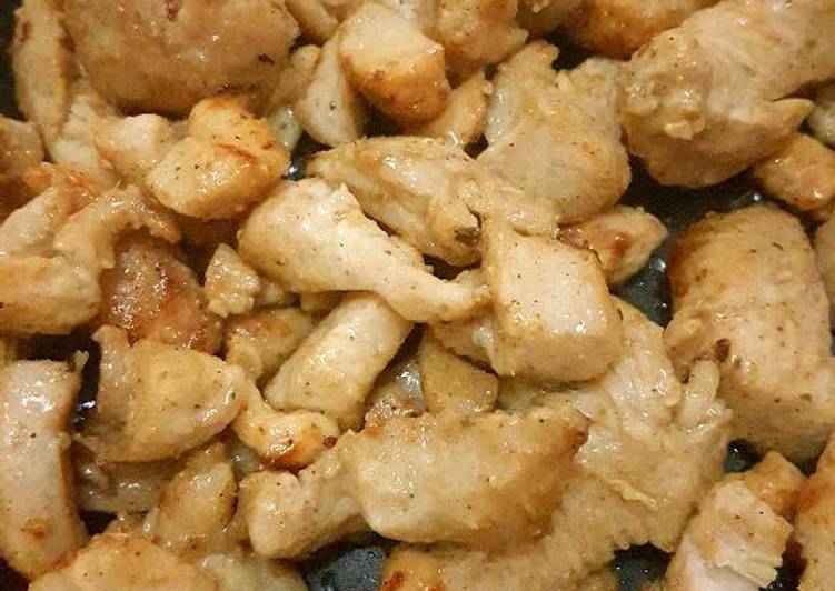 قطع الفراخ بالكسبرة والليمون