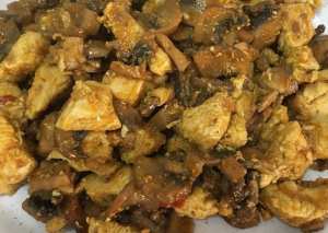 صدر دجاج بالفطر😋