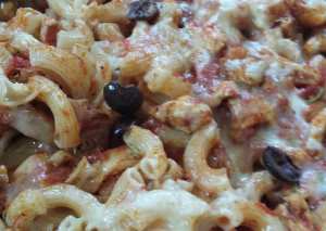 معكرونة بصدر الدجاج