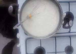 مربى اللبن بالدجاج بالطنجرة