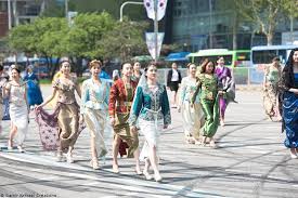 VÊTEMENTS FEMME ALGÉRIE 2018