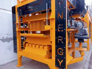 machine de bordure, brique, parpaing, paves