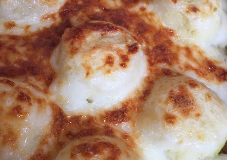 صينية دجاج مع البشاميل والبطاطا