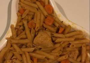 باستا بالدجاج والجزر