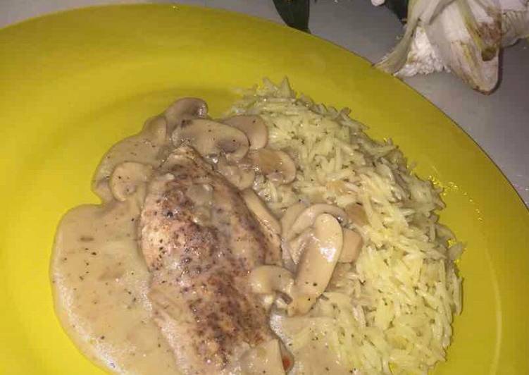 تشيكن ماشروم (دجاج بالفطر)